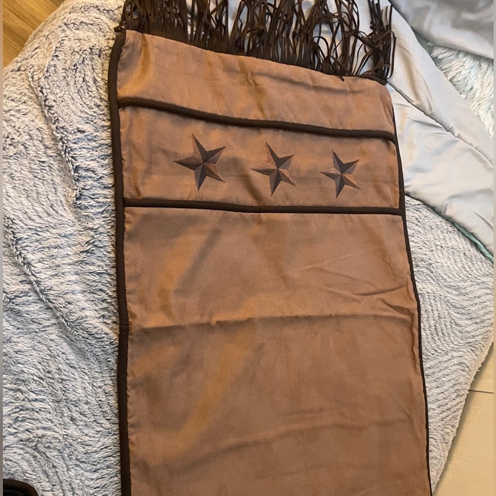 King size bed skirt and pillow shams